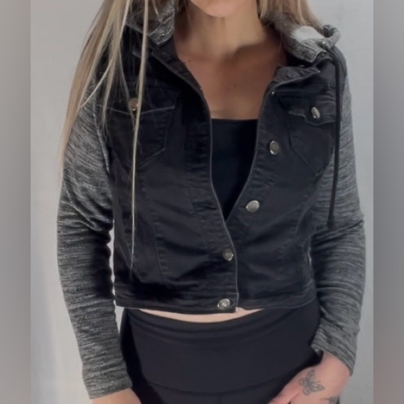 Ladies Jacket - Picture 1 of 11